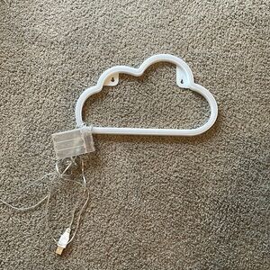 Cloud light LED or battery’s included with it